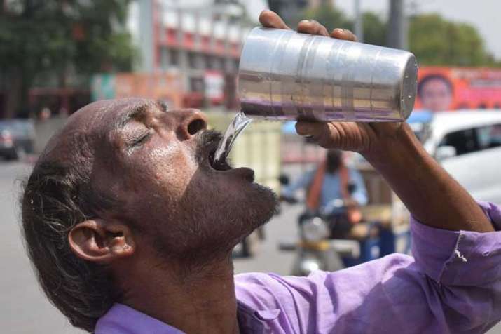 India battles heatwave conditions, Churu hottest at 50.3... India battles heatwave conditions, Churu hottest at 50.3...- India TV