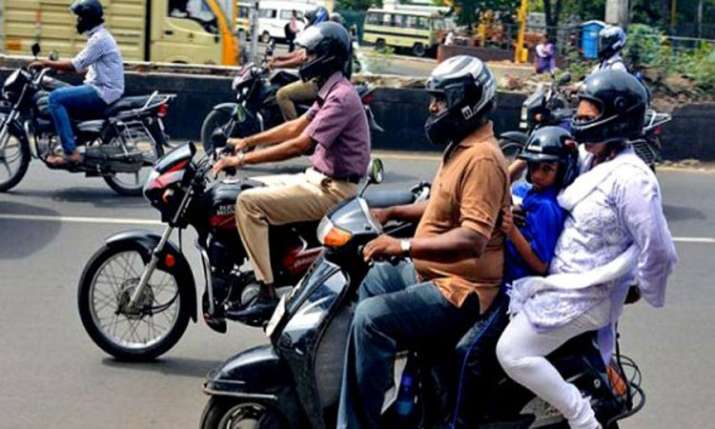 now No two-wheeler registration without helmet, Government issued order now No two-wheeler registration without helmet, Government issued order- India TV Paisa