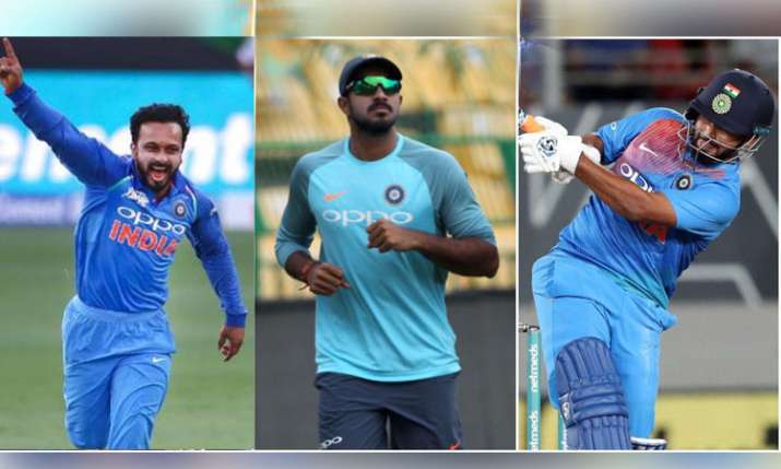 केदार जाधव, विजय शंकार और ऋषभ पंत केदार जाधव, विजय शंकार और ऋषभ पंत- India TV