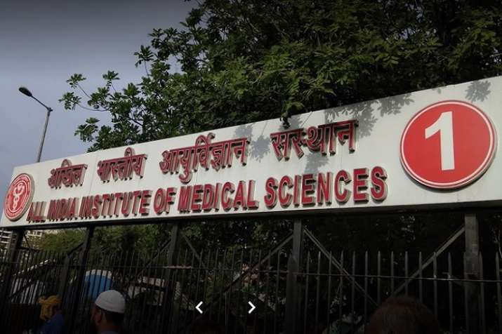 Resident doctor manhandled at AIIMS trauma centre, colleagues go on strike till Tuesday morning. Resident doctor manhandled at AIIMS trauma centre, colleagues go on strike till Tuesday morning.- India TV
