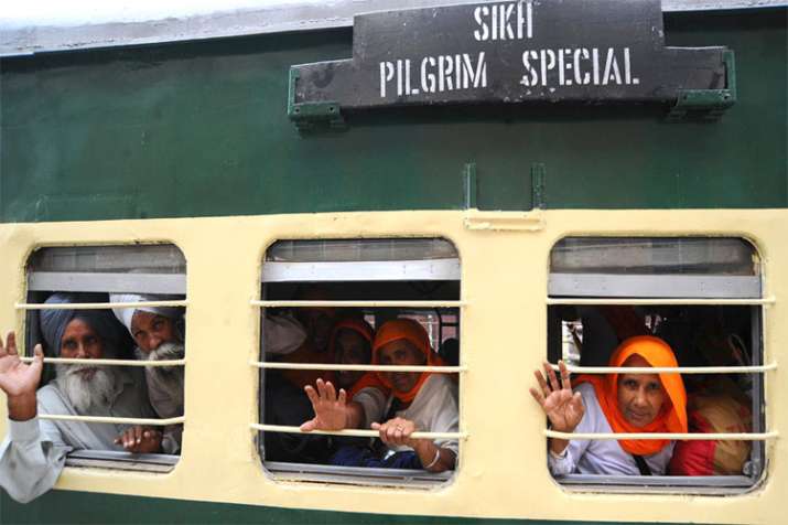 Pakistan train Pakistan train- India TV