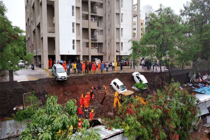Kondhwa wall collapse Kondhwa wall collapse- India TV