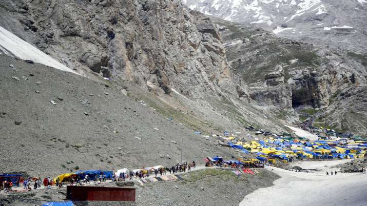 Amarnath Yatra crosses last year's mark of 2.85 lakh in 22 days Amarnath Yatra crosses last year's mark of 2.85 lakh in 22 days- India TV