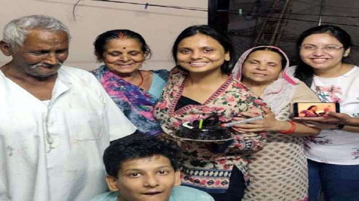 up pcs j result 2018 up pcs j result 2018- India TV
