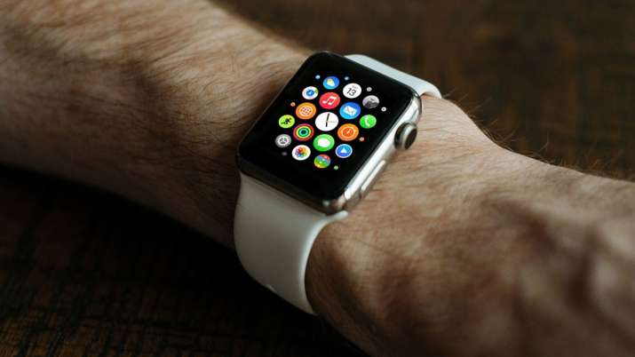 Apple Watch saves man from drowning | Pixabay Representational Apple Watch saves man from drowning | Pixabay Representational- India TV