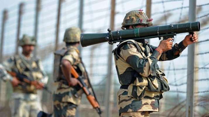Pakistan evacuates 50 Chinese nationals in PoK due to continuous firing near LoC Pakistan evacuates 50 Chinese nationals in PoK due to continuous firing near LoC- India TV