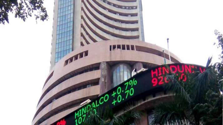 Sensex ends 160 pts higher, Infosys soars 7 pc Sensex ends 160 pts higher, Infosys soars 7 pc- India TV Paisa