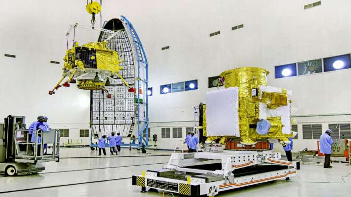 Scientists hail ISRO for detecting Chandrayaan-2 glitch in time Scientists hail ISRO for detecting Chandrayaan-2 glitch in time- India TV