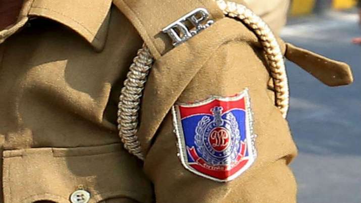 Delhi Police will forcefully retire corrupt and unproductive policemen Delhi Police will forcefully retire corrupt and unproductive policemen- India TV