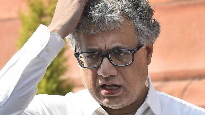 ….जब टीएमसी सांसद को याद आया बचपन का दर्द, सुनाई यौन उत्पीड़न की आपबीती ….जब टीएमसी सांसद को याद आया बचपन का दर्द, सुनाई यौन उत्पीड़न की आपबीती- India TV