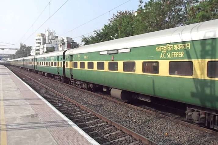 Garib Rath Express train Garib Rath Express train- India TV Paisa