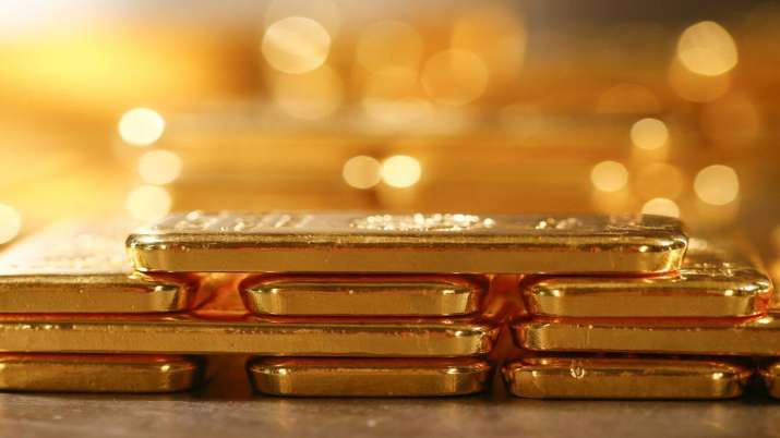 Gold falls Rs 250 on muted demand, weak global cues Gold falls Rs 250 on muted demand, weak global cues- India TV Paisa