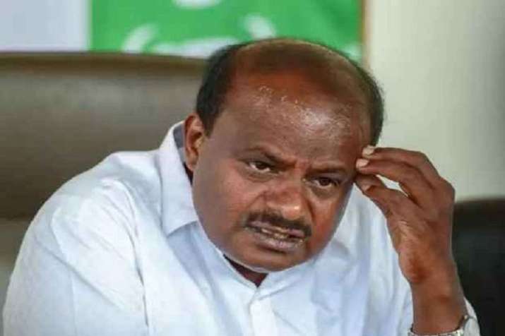 Ministers of JDS quota send their resignation to Chief Minister HD Kumaraswamy Ministers of JDS quota send their resignation to Chief Minister HD Kumaraswamy- India TV
