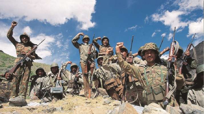 Kargil Vijay Diwas 2019: ये हैं वो वीर सपूत जिन्होंने पाकिस्तान को नाकों चने चबवाए Kargil Vijay Diwas 2019: ये हैं वो वीर सपूत जिन्होंने पाकिस्तान को नाकों चने चबवाए- India TV
