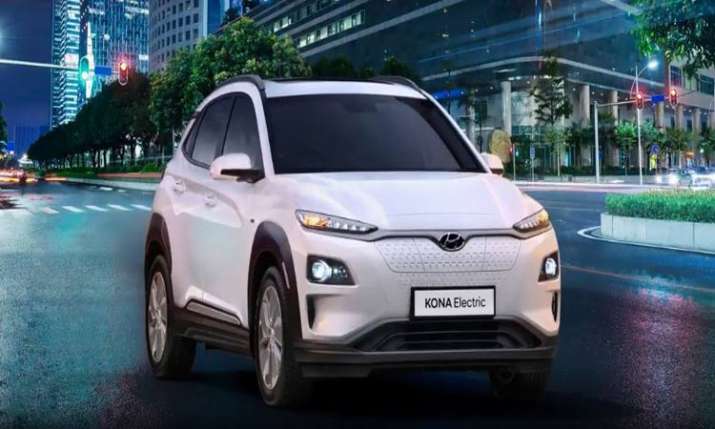 Hyundai drives Kona SUV to India priced at Rs 25.3 lakh Hyundai drives Kona SUV to India priced at Rs 25.3 lakh- India TV Paisa