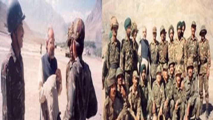 Kargil Vijay Diwas 2019: पीएम मोदी ने वीडियो शेयर कर बताई करगिल युद्ध की कहानी Kargil Vijay Diwas 2019: पीएम मोदी ने वीडियो शेयर कर बताई करगिल युद्ध की कहानी- India TV