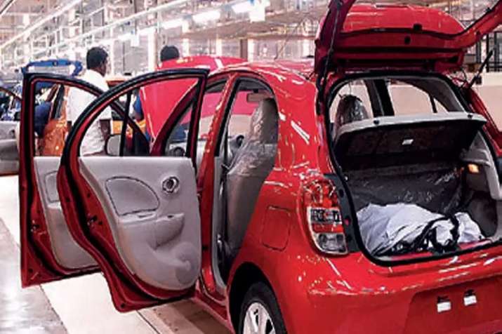 Carmaker company Nisan net profit is 95 percent compare will lay off staff Carmaker company Nisan net profit is 95 percent compare will lay off staff- India TV Paisa