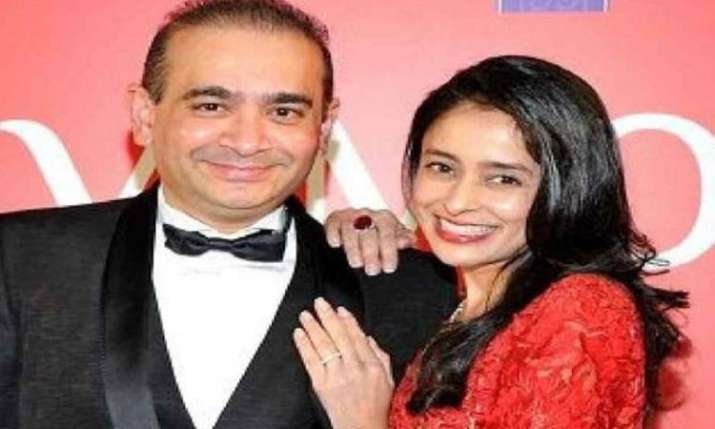 Nirav's sister's bank account freezed in Singapore Nirav's sister's bank account freezed in Singapore - India TV Paisa