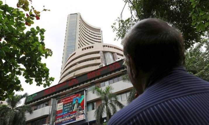 Sensex, Nifty extend gains ahead of Budget Sensex, Nifty extend gains ahead of Budget- India TV Paisa