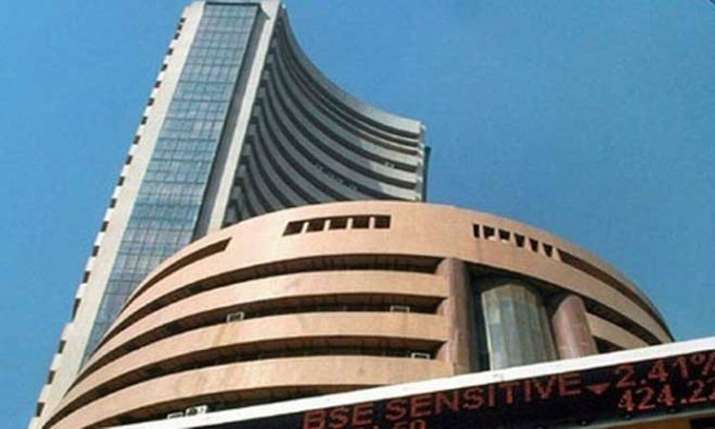 Sensex soars 266 pts as dovish Fed lifts global equities Sensex soars 266 pts as dovish Fed lifts global equities- India TV Paisa