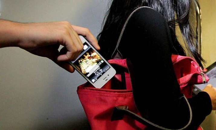 DoT likely to start tracking system for lost mobiles next month DoT likely to start tracking system for lost mobiles next month- India TV Paisa