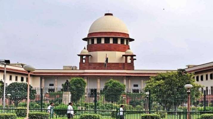 कर्नाटक का नाटक जारी, 1.30 बजे तक बहुमत साबित करने के निर्देश के खिलाफ याचिका कर्नाटक का नाटक जारी, 1.30 बजे तक बहुमत साबित करने के निर्देश के खिलाफ याचिका- India TV