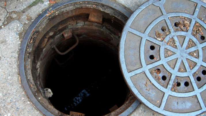 sewer sewer- India TV