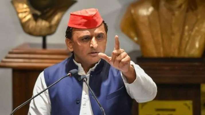 Samajwadi party chief Akhilesh Yadav's press conference Samajwadi party chief Akhilesh Yadav's press conference- India TV