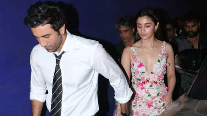 Ranbir kapoor- alia bhatt Ranbir kapoor- alia bhatt- India TV