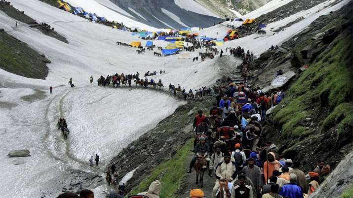 Amarnat Yatris advised to return to safe place as soon as posible Amarnat Yatris advised to return to safe place as soon as posible - India TV