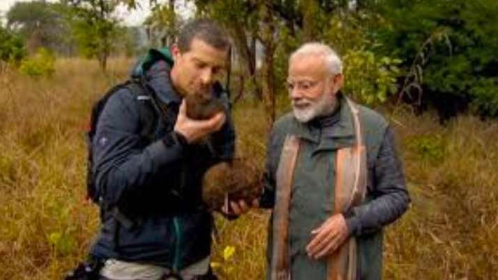 बेयर ग्रिल्स-... बेयर ग्रिल्स-...- India TV
