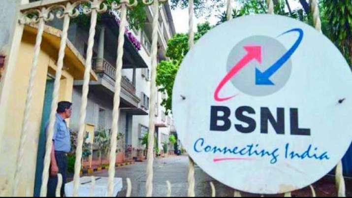 BSNL reviews outsourced functions to save cost BSNL reviews outsourced functions to save cost- India TV Paisa