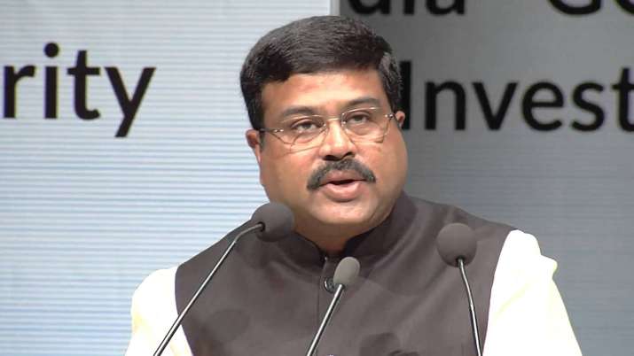 Pradhan says Rs 1.2 lakh cr investment planned for city gas network expansion | Pradhan says Rs 1.2 lakh cr investment planned for city gas network expansion |- India TV Paisa