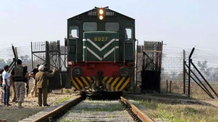India suspends samjhauta express train sevice India suspends samjhauta express train sevice- India TV