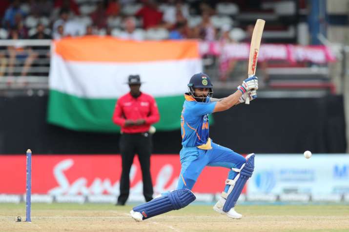 IND vs WI 3rd ODI: विराट कोहली का रिकॉर्डतोड़ प्रदर्शन जारी, 43वां वनडे शतक जड़ कर डाली सचिन के रिकॉ IND vs WI 3rd ODI: विराट कोहली का रिकॉर्डतोड़ प्रदर्शन जारी, 43वां वनडे शतक जड़ कर डाली सचिन के रिकॉ- India TV