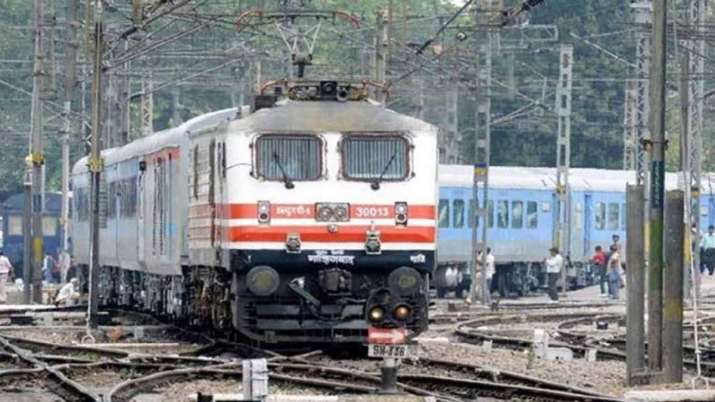 Chasing thief, mother and daughter mowed down by train in Mathura of Uttar Pradesh | PTI Representat Chasing thief, mother and daughter mowed down by train in Mathura of Uttar Pradesh | PTI Representat- India TV