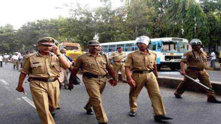 Karnataka Police Karnataka Police - India TV