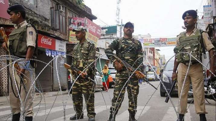 पाकिस्तान को सता रहा भारत से जंग में हार का डर, उठाया यह कदम पाकिस्तान को सता रहा भारत से जंग में हार का डर, उठाया यह कदम- India TV
