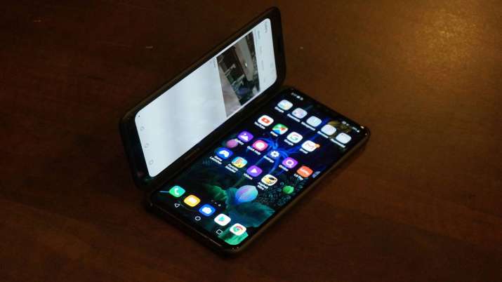LG launches 5G dual screen smartphone LG launches 5G dual screen smartphone - India TV Paisa