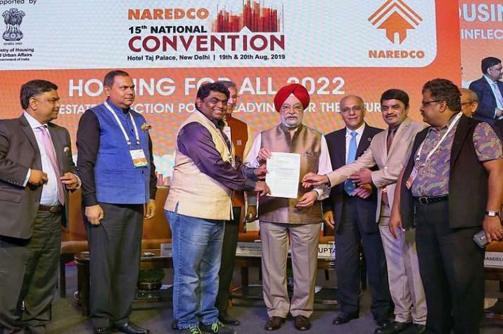 Minister of State for Housing & Urban Affairs Hardeep Singh Puri at the 15th National Convention on Minister of State for Housing & Urban Affairs Hardeep Singh Puri at the 15th National Convention on - India TV Paisa