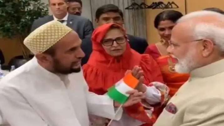 पेरिस में मोदी का 'सर्वधर्म' स्वागत, हताश पाकिस्तान ने पूछा-कितने पैसे लग गए इस ड्रामे पर? पेरिस में मोदी का 'सर्वधर्म' स्वागत, हताश पाकिस्तान ने पूछा-कितने पैसे लग गए इस ड्रामे पर?- India TV