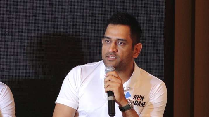 MS Dhoni invests in CARS24 MS Dhoni invests in CARS24- India TV Paisa