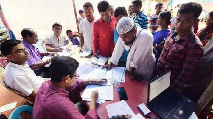 एनआरसी सूची में शामिल न हो पाए जरूरतमंदों को असम सरकार देगी मुफ्त कानूनी सहायता एनआरसी सूची में शामिल न हो पाए जरूरतमंदों को असम सरकार देगी मुफ्त कानूनी सहायता - India TV
