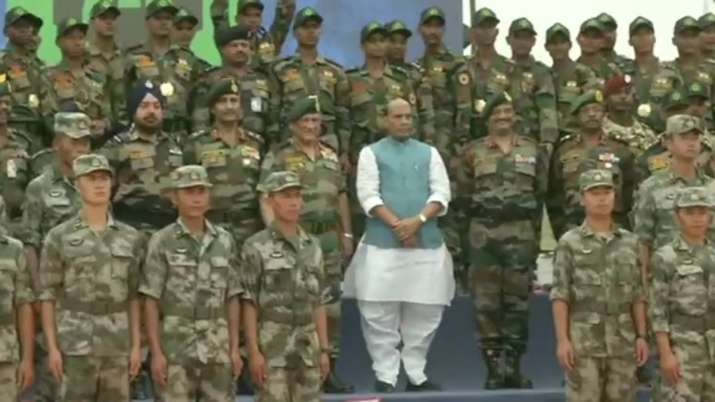 Rajnath Singh joins closing ceremony of International Army Scout Masters Competition in Jaisalmer | Rajnath Singh joins closing ceremony of International Army Scout Masters Competition in Jaisalmer | - India TV