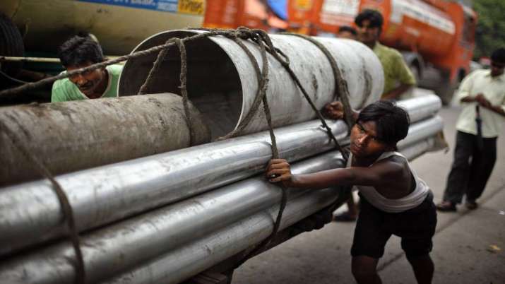 Inching closer to a global recession, says Morgan Stanley Inching closer to a global recession, says Morgan Stanley- India TV Paisa