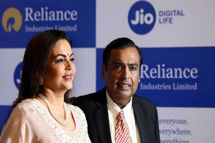 RIL Chairman Mukesh Ambani (right) with wife Neeta Ambani RIL Chairman Mukesh Ambani (right) with wife Neeta Ambani- India TV Paisa