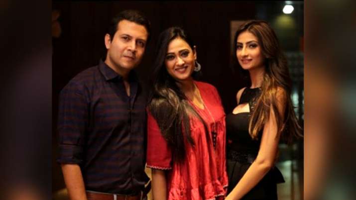Abhinav Kohli, Shweta Tiwari and Palak Tiwari Abhinav Kohli, Shweta Tiwari and Palak Tiwari - India TV