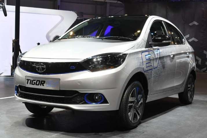 Tata Motors cuts Tigor EV price by up to ₹80,000 Tata Motors cuts Tigor EV price by up to ₹80,000- India TV Paisa
