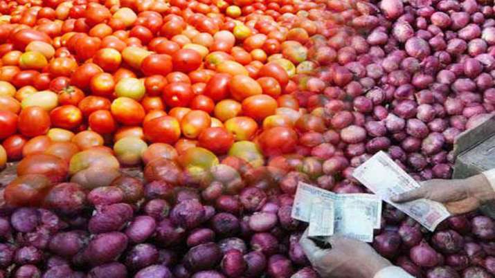 Tomato prices soar to Rs 80/kg, onion at Rs 50/kg in Haryana, Punjab Tomato prices soar to Rs 80/kg, onion at Rs 50/kg in Haryana, Punjab- India TV Paisa
