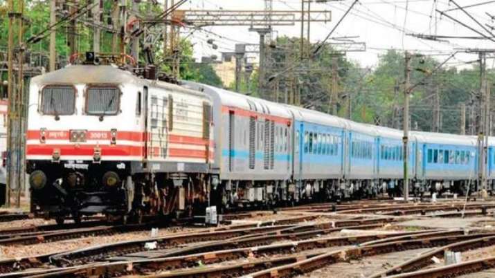 south eastern railway recruitment south eastern railway recruitment- India TV